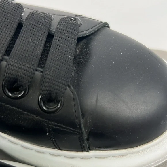 Alexander McQueen “Larry” Sneaker black/white - Picture 4 of 9